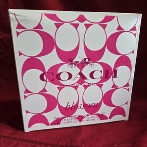 Coach Blossom Gift Box — NWT